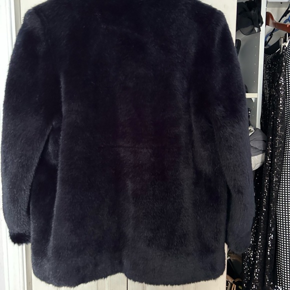 Doxy Foxy faux fur - Picture 3 of 4